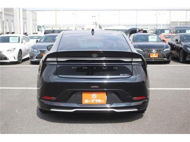 TOYOTA PRIUS PHV 2023 Image 31