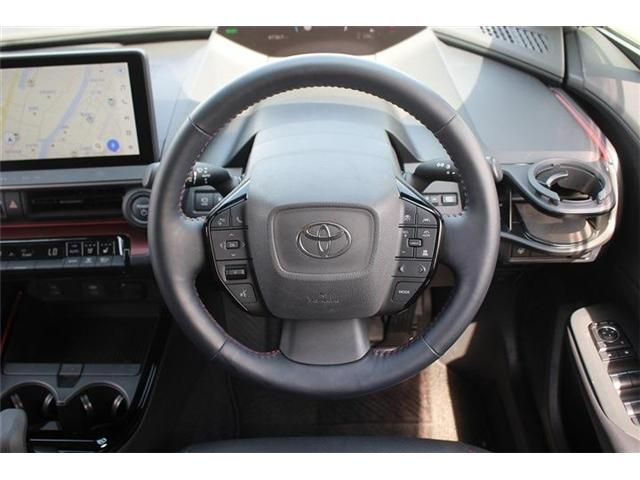 TOYOTA PRIUS PHV 2023 Image 31