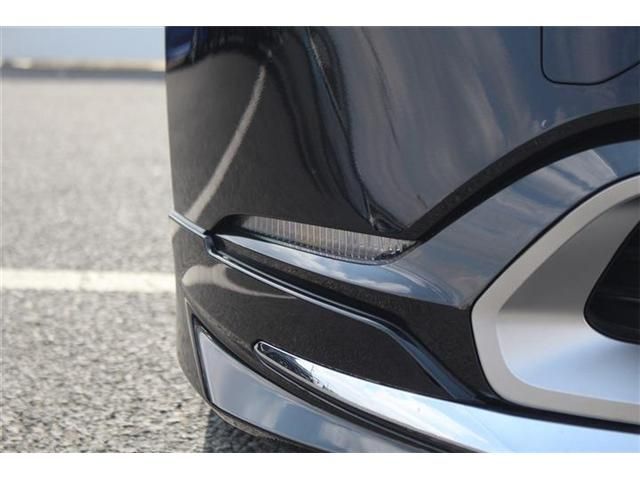 TOYOTA PRIUS PHV 2023 Image 31