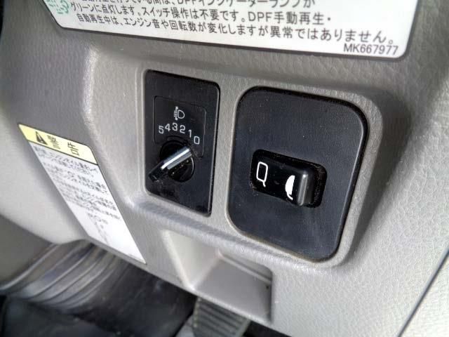 MITSUBISHI  2018 Image 31