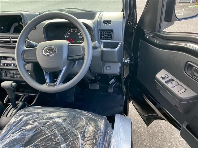 DAIHATSU HIJET TRUCK 4WD 2025 Image 31