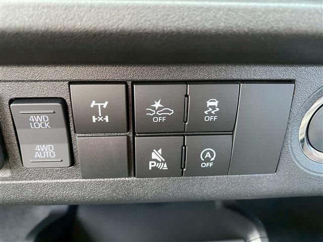 DAIHATSU HIJET TRUCK 4WD 2025 Image 31