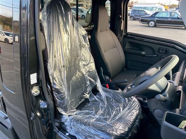 DAIHATSU HIJET TRUCK 4WD 2025 Image 31