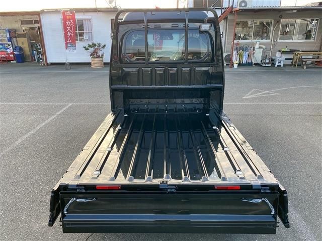 DAIHATSU HIJET TRUCK 4WD 2025 Image 31