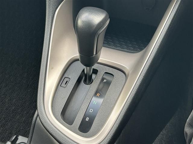 TOYOTA YARIS 2020 Image 31