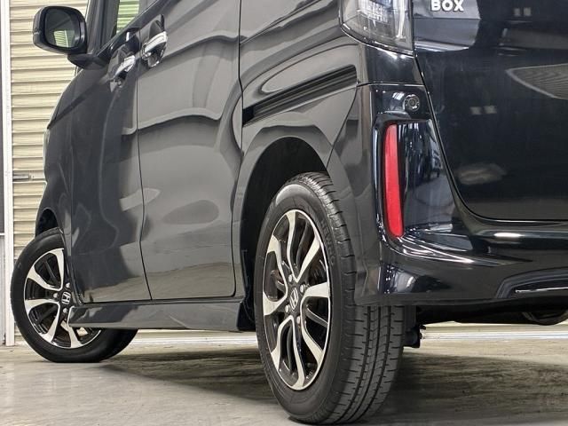 HONDA N BOX CUSTOM 2019 Image 31