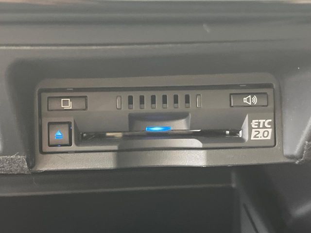 TOYOTA CROWN SEDAN HYBRID 2018 Image 31