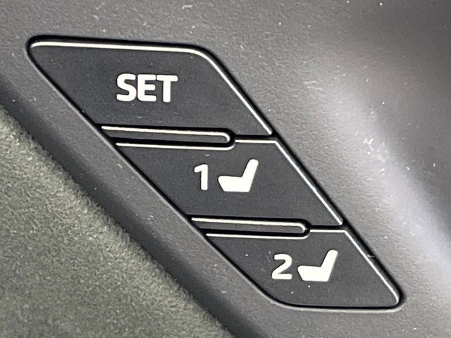 TOYOTA CROWN SEDAN HYBRID 2018 Image 31