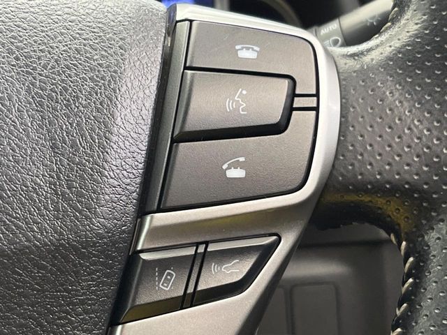 TOYOTA MARK X 2017 Image 31