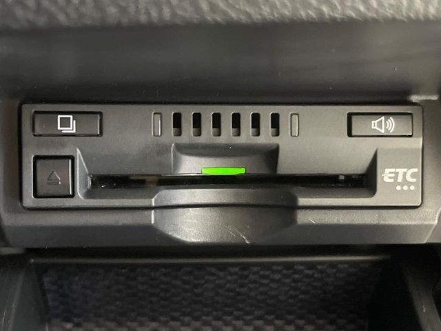 TOYOTA MARK X 2017 Image 31