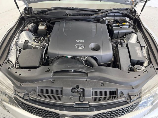 TOYOTA MARK X 2017 Image 31