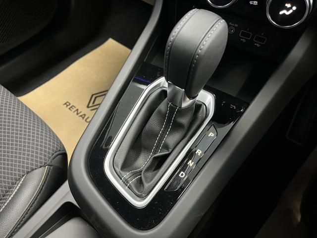 RENAULT ARKANA 2024 Image 31