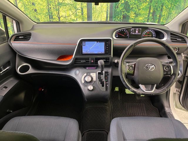 TOYOTA SIENTA 2015 Image 31