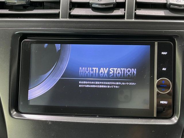 TOYOTA PRIUS ALPHA 2013 Image 31