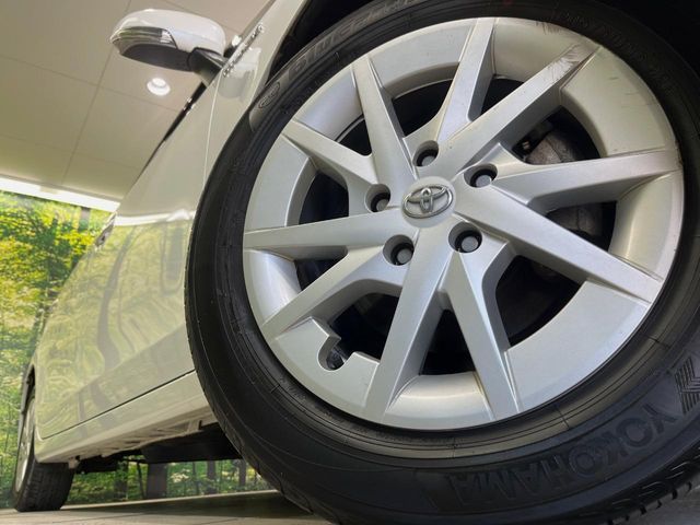 TOYOTA PRIUS ALPHA 2013 Image 31