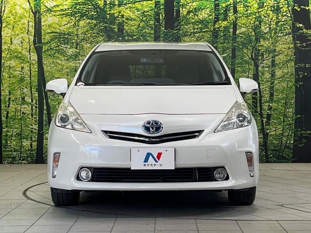 TOYOTA PRIUS ALPHA 2013 Image 31