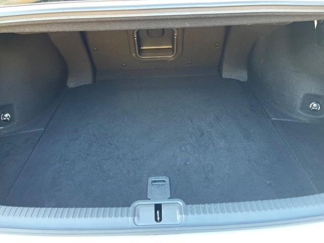 TOYOTA LEXUS ES300H 2021 Image 31