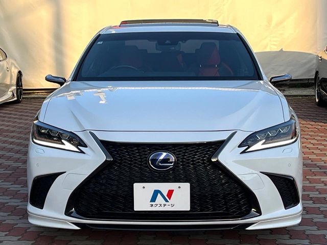 TOYOTA LEXUS ES300H 2021 Image 31