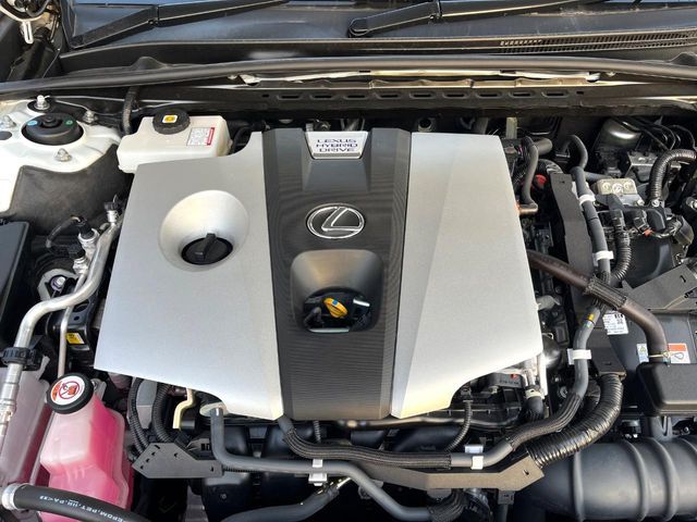 TOYOTA LEXUS ES300H 2021 Image 31