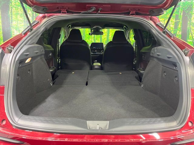 TOYOTA C-HR 2017 Image 31