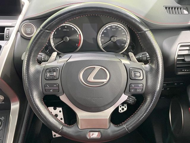 TOYOTA LEXUS NX300 2017 Image 31