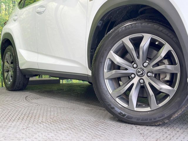 TOYOTA LEXUS NX300 2017 Image 31