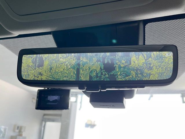 TOYOTA RAV4 HYBRID 4WD 2021 Image 31