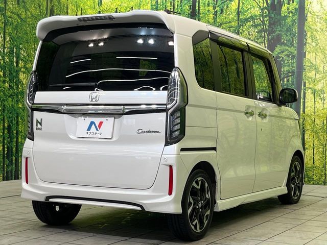 HONDA N BOX CUSTOM 2019 Image 31