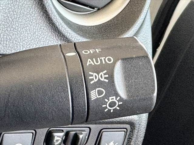 NISSAN NOTE 2018 Image 31