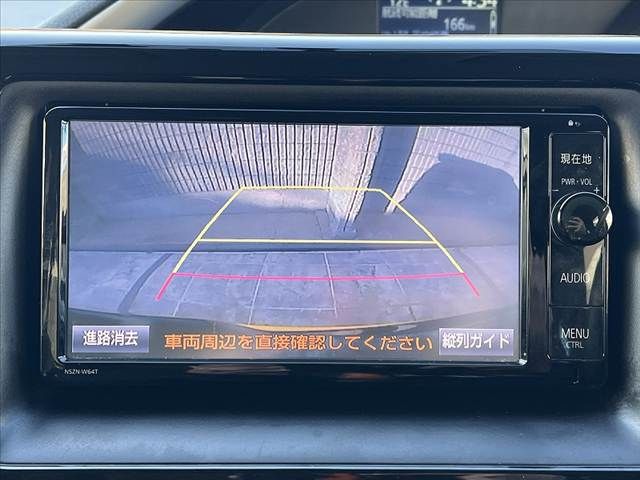 TOYOTA VOXY 2015 Image 31