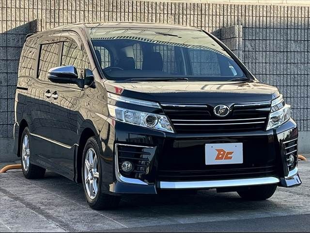 TOYOTA VOXY 2015 Image 31