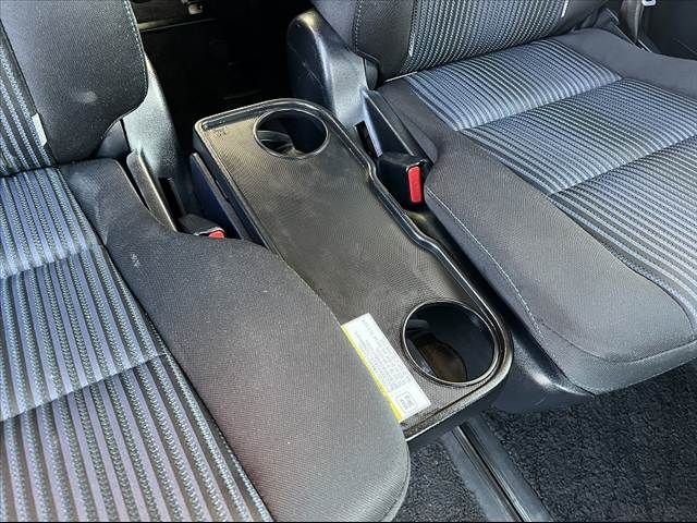 TOYOTA VOXY 2015 Image 31