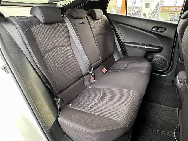 TOYOTA PRIUS 2018 Image 31