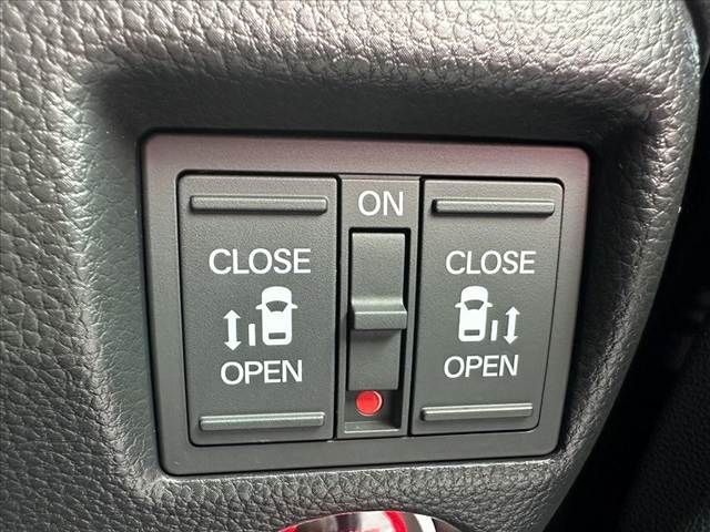 HONDA N BOX CUSTOM 4WD 2023 Image 31