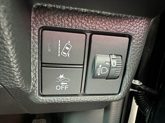 HONDA N BOX CUSTOM 4WD 2023 Image 31