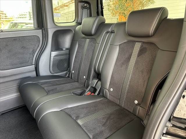 HONDA N BOX CUSTOM 4WD 2023 Image 31