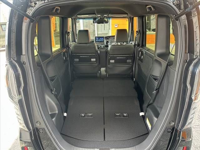 HONDA N BOX CUSTOM 4WD 2023 Image 31