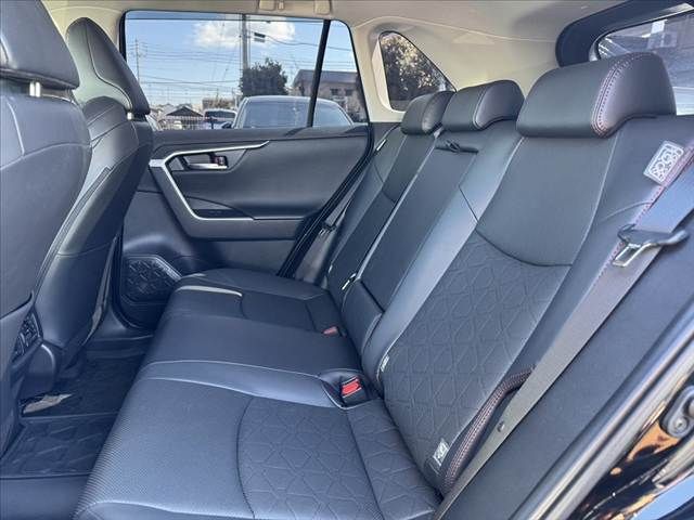 TOYOTA RAV4 HYBRID 4WD 2023 Image 31