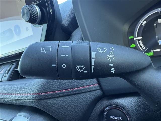 TOYOTA RAV4 HYBRID 4WD 2023 Image 31