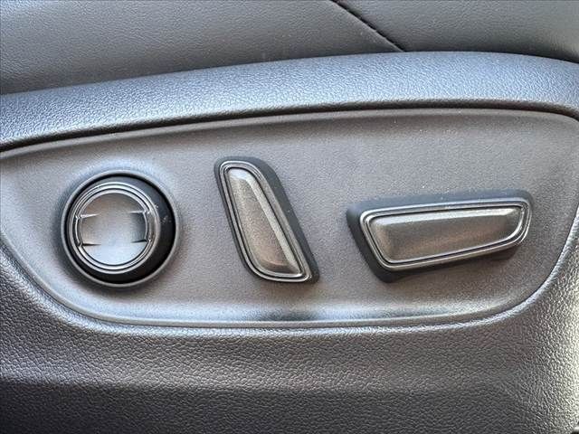 TOYOTA RAV4 HYBRID 4WD 2023 Image 31