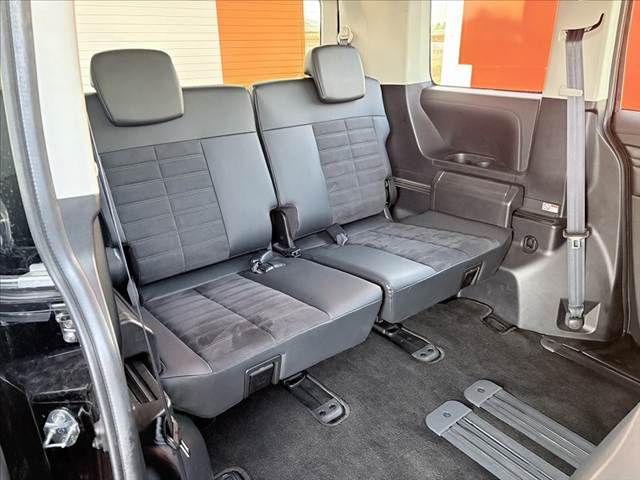 MITSUBISHI DELICA D:5 4WD 2023 Image 31