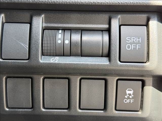 SUBARU XV HYBRID 2020 Image 31