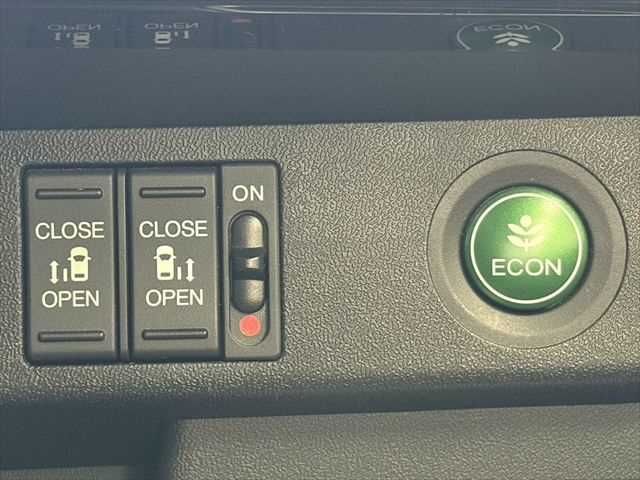 HONDA STEPWAGON SPADA HYBR 2017 Image 31