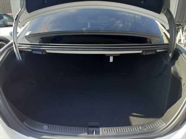 MERCEDES BENZ E CLAS 2016 Image 31