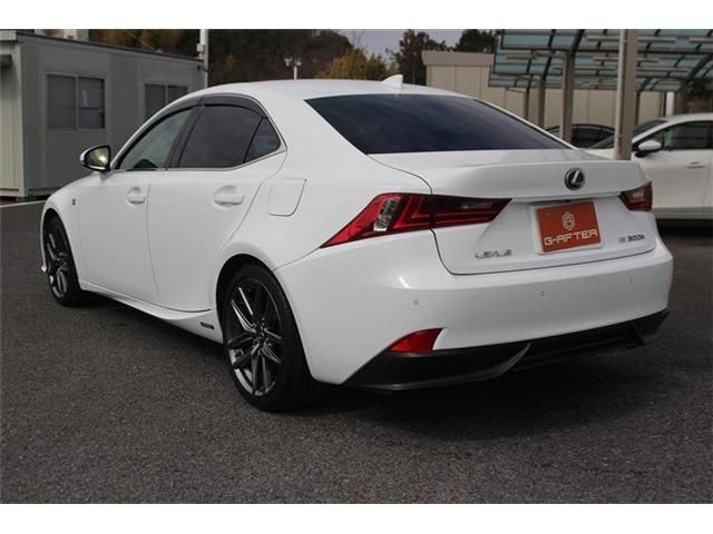 TOYOTA LEXUS IS300H 2013 Image 31