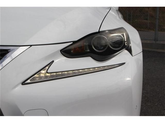 TOYOTA LEXUS IS300H 2013 Image 31