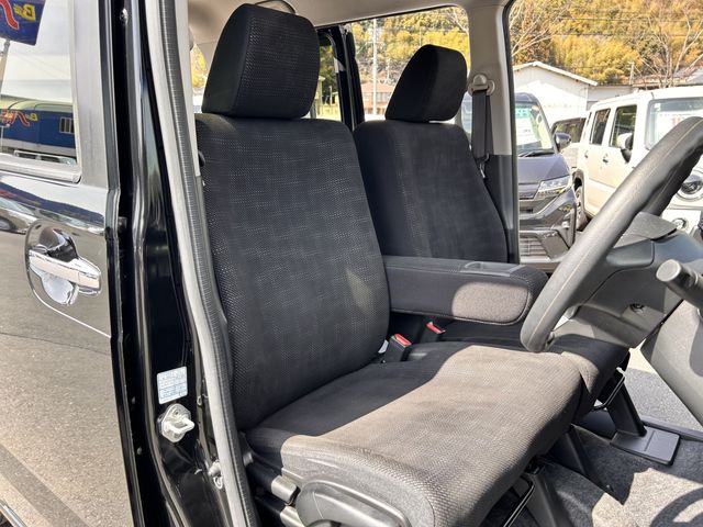 HONDA N BOX 2016 Image 31