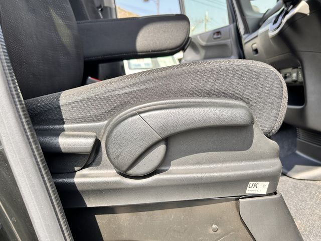 HONDA N BOX 2016 Image 31