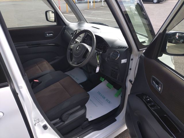 NISSAN ROOX 2012 Image 31