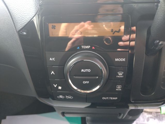 NISSAN ROOX 2012 Image 31